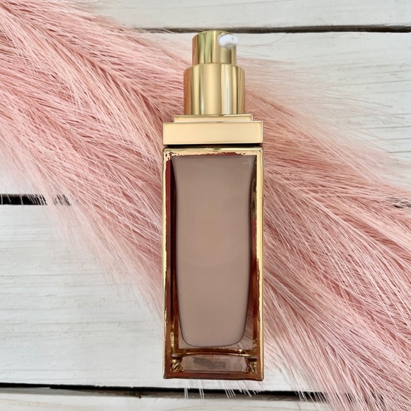 HP🎉 NIB Tom Ford Shade and Illuminate Foundation - Picture 5 of 16